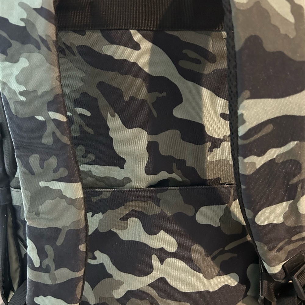 Lo and Sons Backpack - image 4